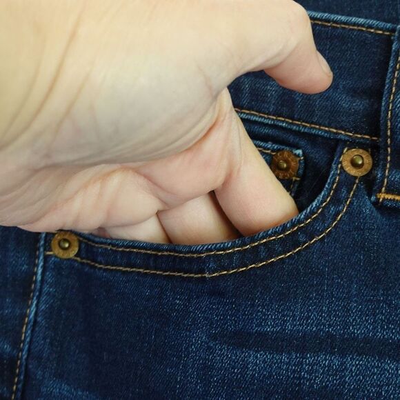 J. Crew 8"-rise skinny jean in signature stretch Size 27/28 - Picture 11 of 13